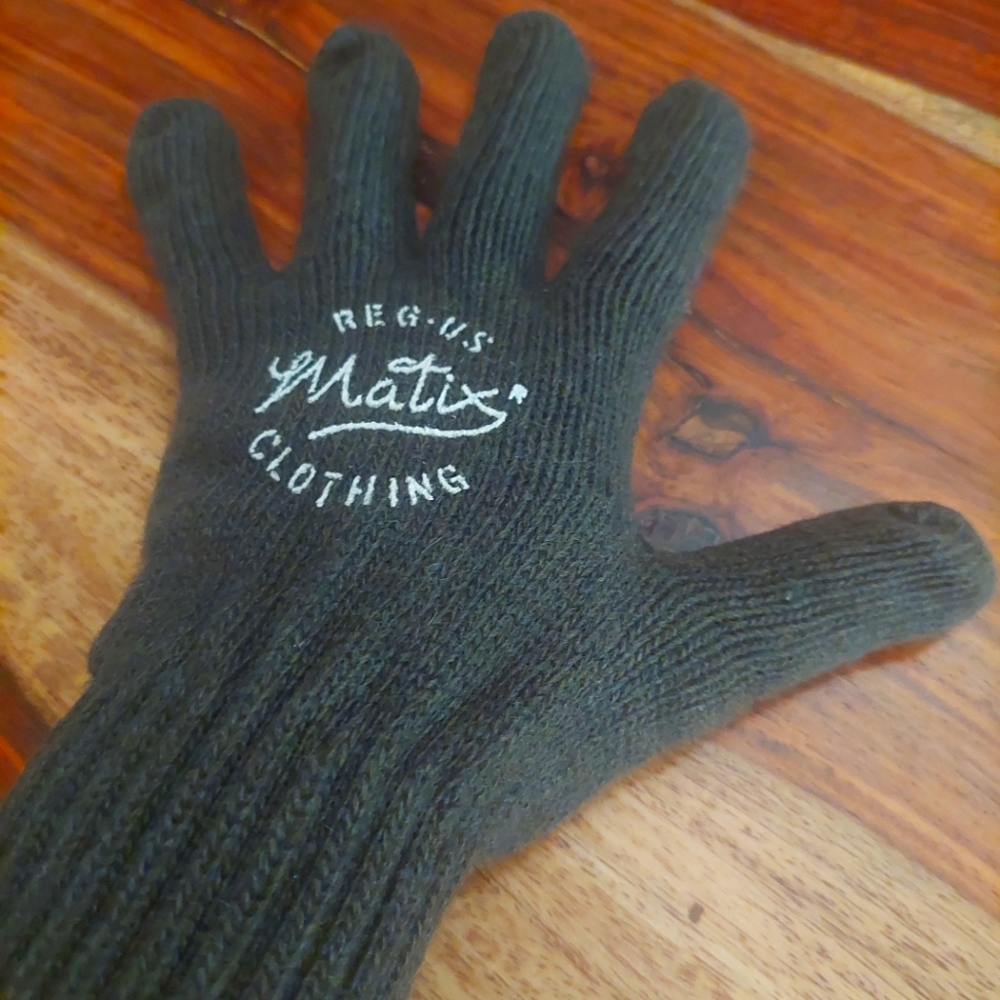 Matix knit winter gloves NWOT